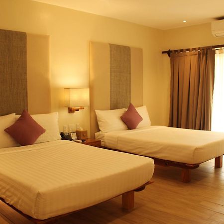 Bluewater Panglao Resort Экстерьер фото