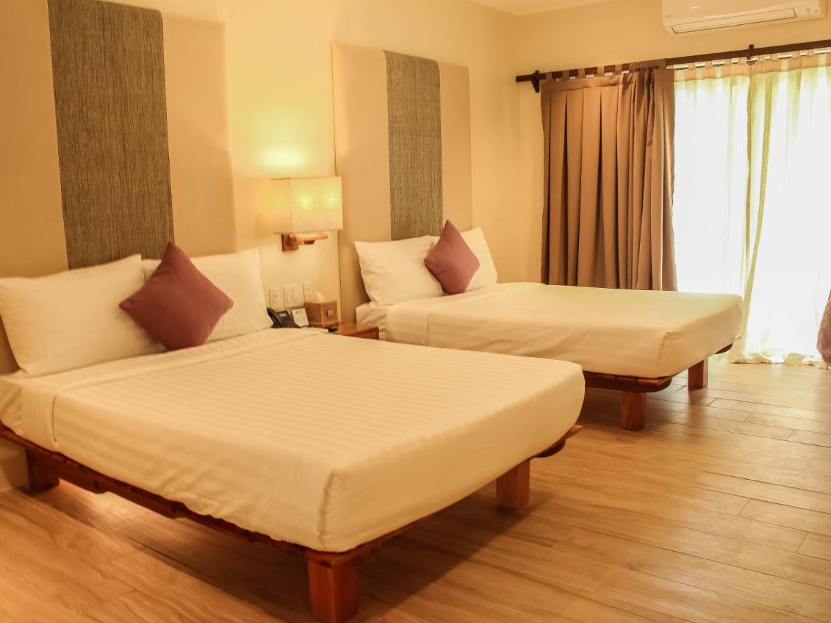 Bluewater Panglao Resort Экстерьер фото