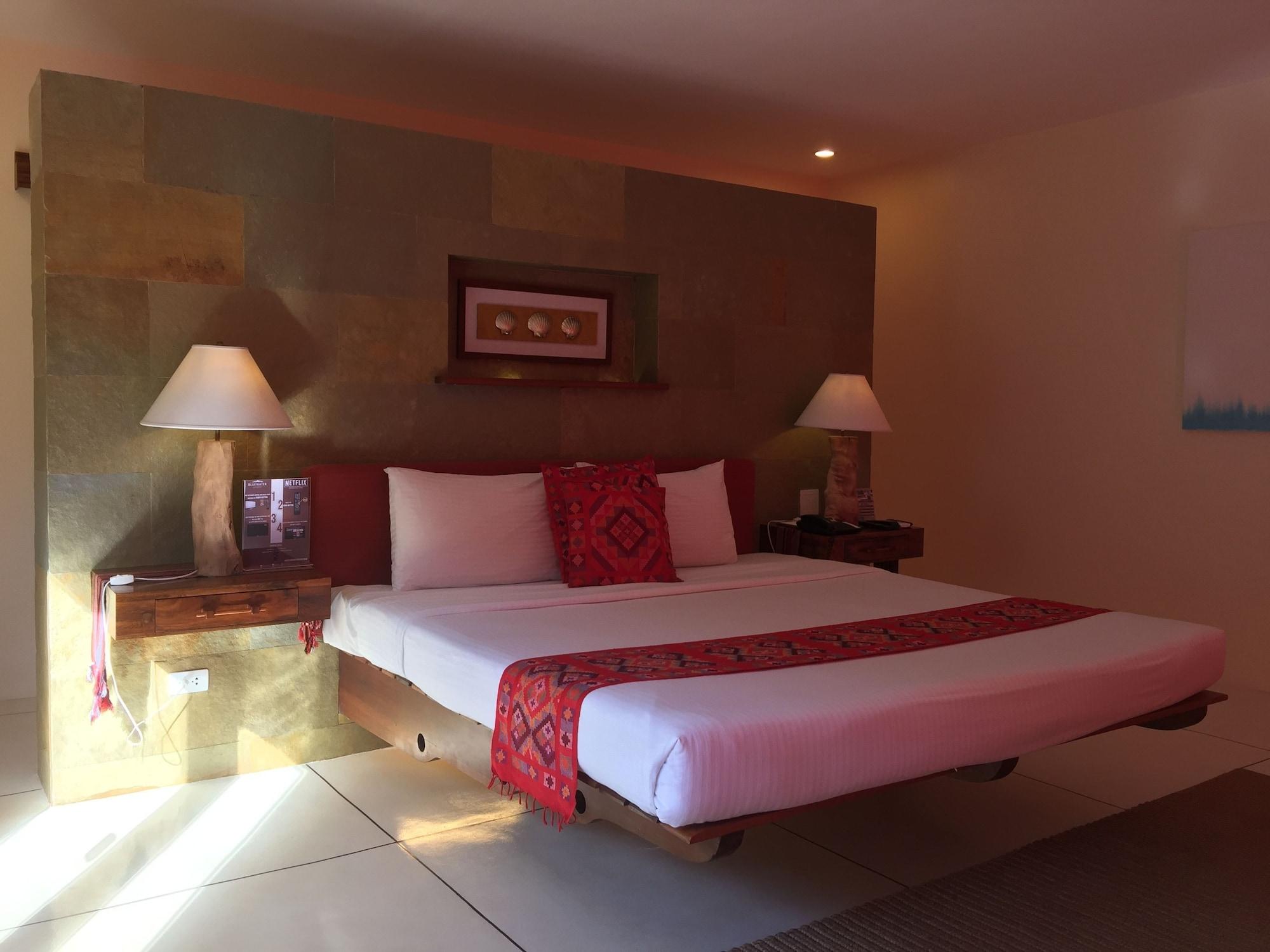 Bluewater Panglao Resort Экстерьер фото