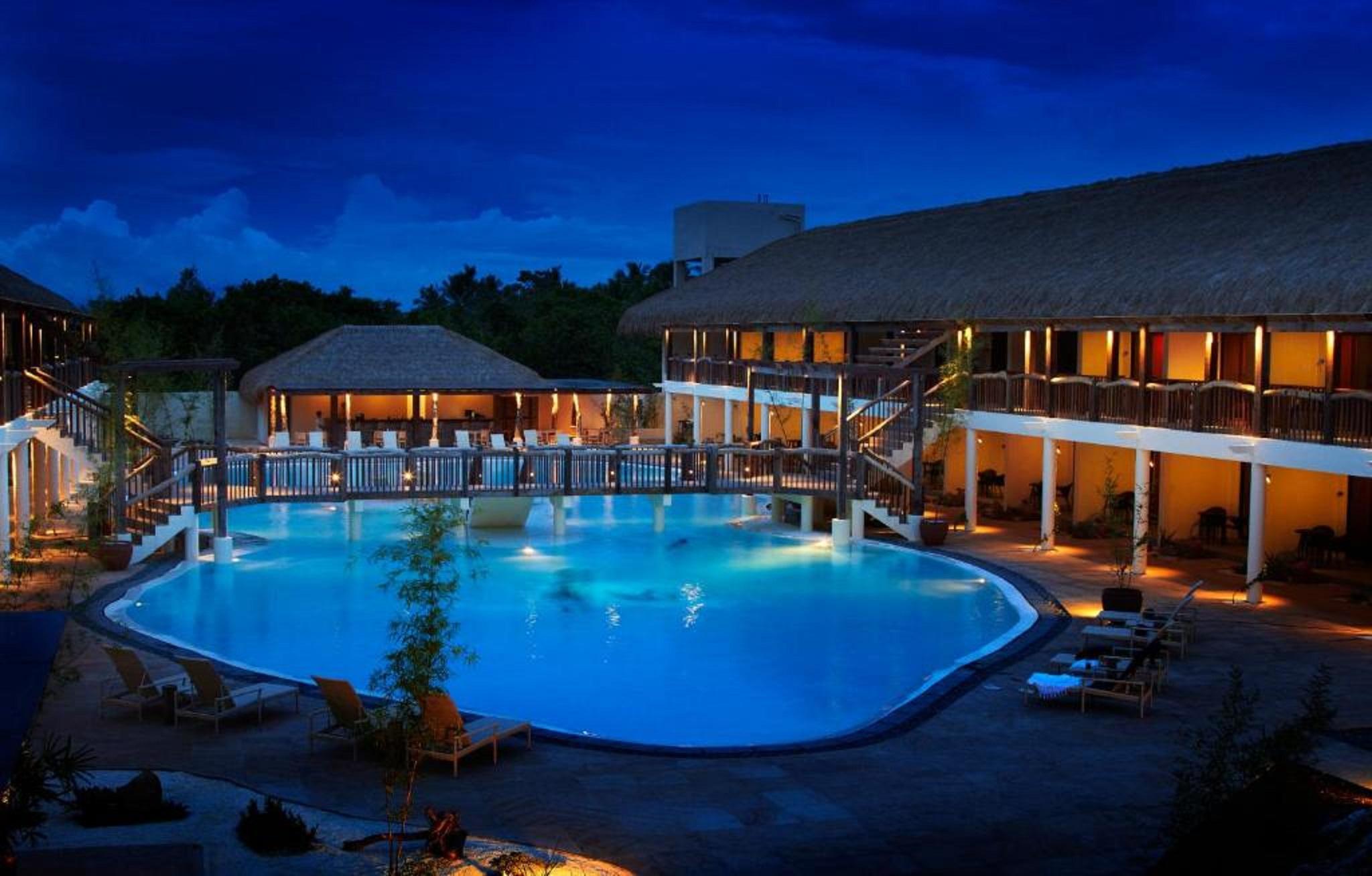Bluewater Panglao Resort Экстерьер фото