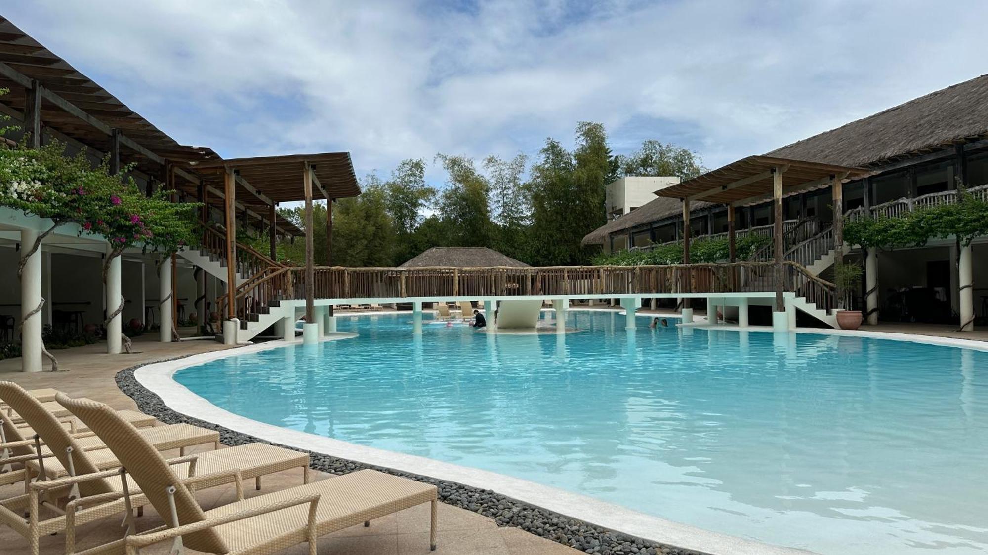 Bluewater Panglao Resort Экстерьер фото