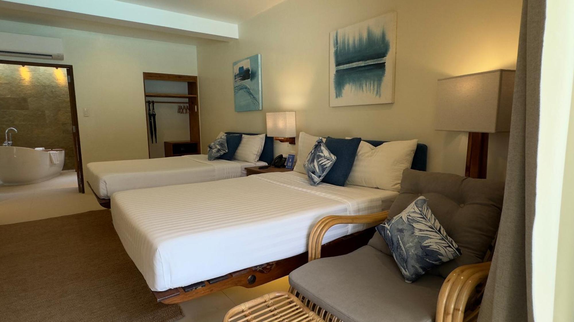 Bluewater Panglao Resort Экстерьер фото